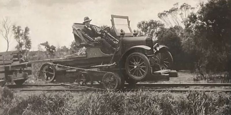 Photo of improvised motor haulage at Swan Island in the early 1920s